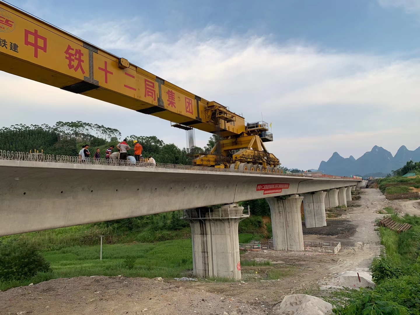 三江预应力加固在公路桥梁施工应用